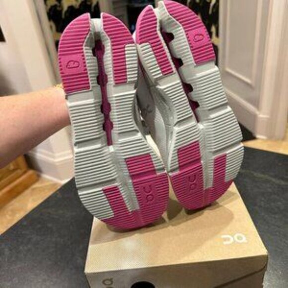 New On Cloud Cloudnova "Barbie" Women Pink Shoes White - Picture 4 of 5